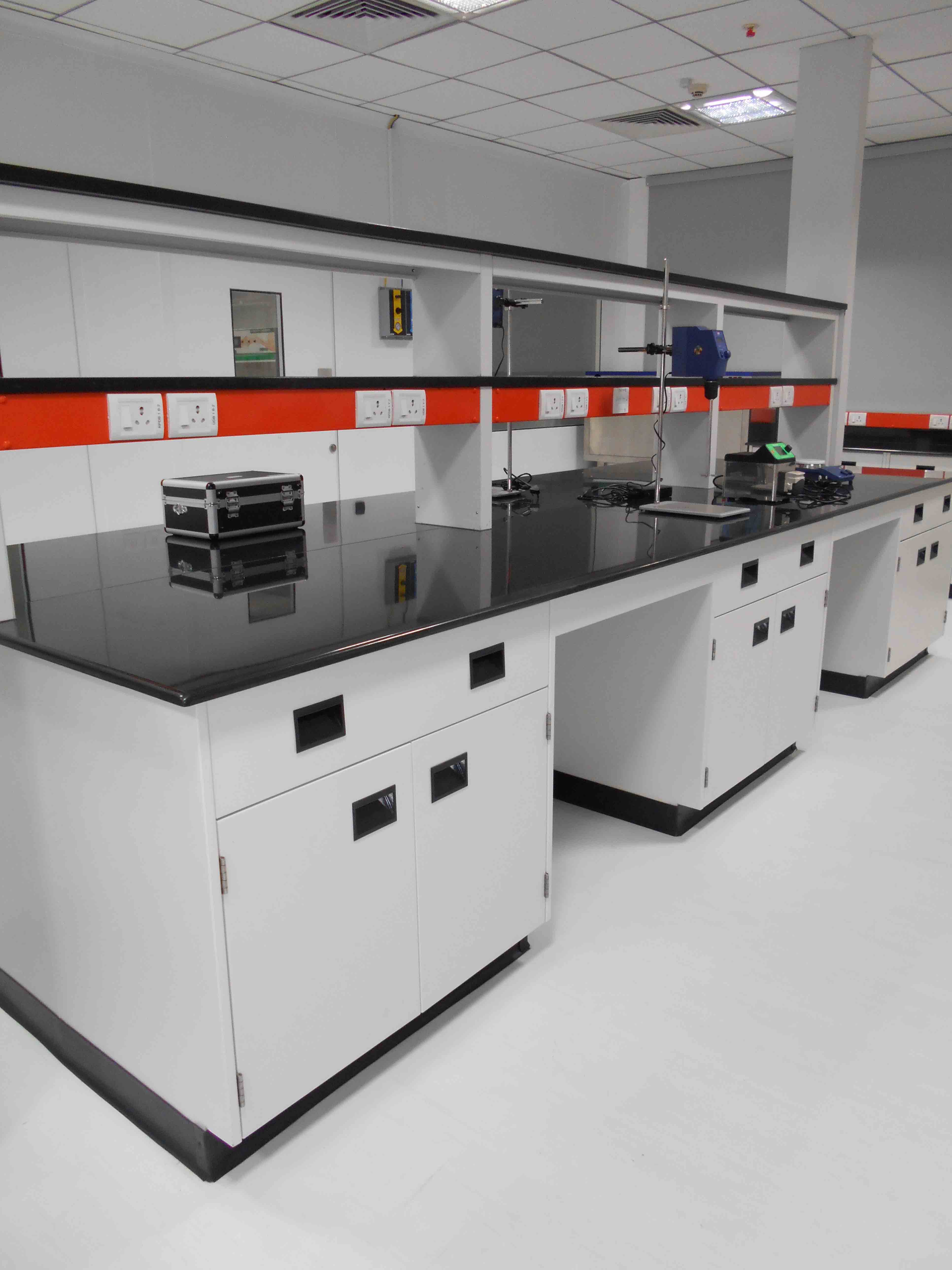 Laboratory Furniture & Accessories-Cabinet